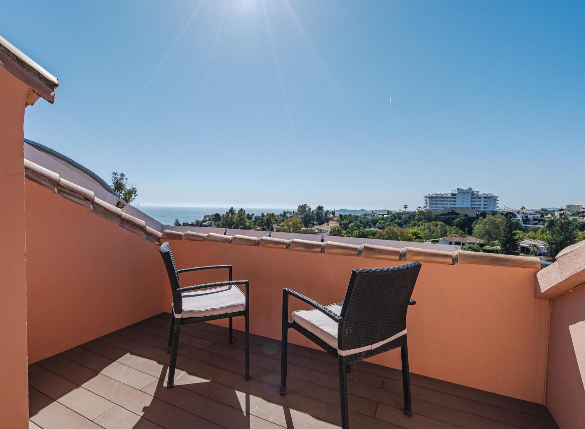 Private Luxurious Hillside Villa With Pool & Sea Views For 8 To 10 Ppl Fuengirola Exterior foto